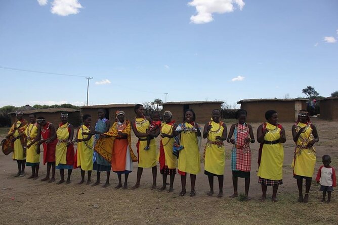 1-Day Maasai Mara Safari - The Maasai village visit and curio stop