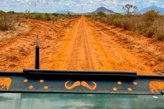 3 day Diani Beach To Tsavo East & West - A pre-dawn start and the change to Tsavo West