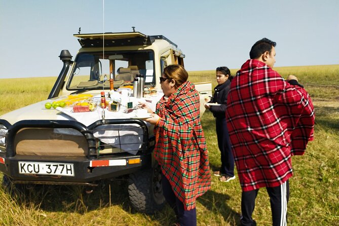 3 Days Best of MasaiMara Wildlife Private Safari, Mid-Range offer - Day 1: Nairobi to the Mara, then your first game drive
