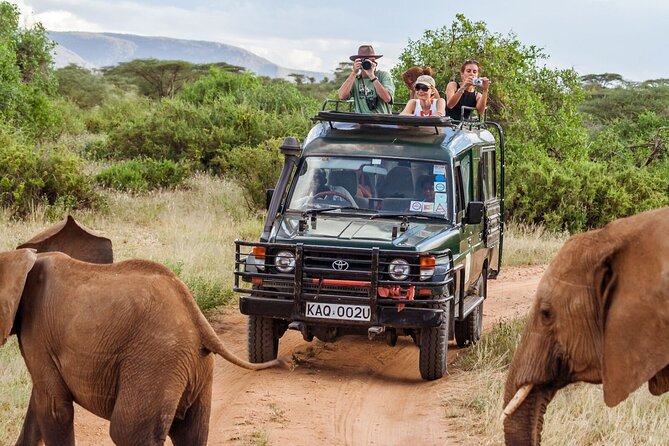3 Days Masai Mara Budget safari Meals and accommodation included - Day 1: Nairobi, the Great Rift Valley, and the first Mara game drive