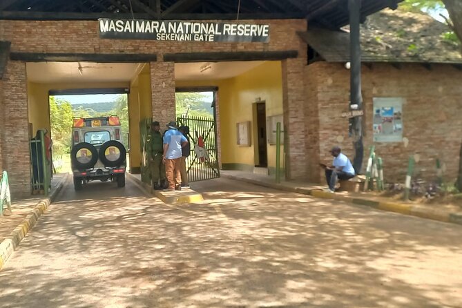 3 Days Masai Mara Experience - The souvenir stop and return to Nairobi