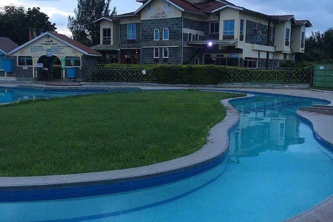 4 Days Small Group Maasai Mara and Lake Nakuru Safari - The move to Lake Nakuru breaks up the trip