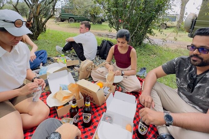 5 Days Getaway adventure to Masai Mara,L.Nakuru and L.Naivasha - Day 1: Nairobi to Masai Mara via the Great Rift Valley
