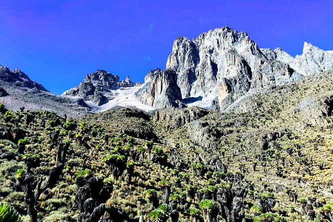5 Days Mt. Kenya Sirimon route out Chogoria Route with Peak Circuit - Fitness, altitude, and the main risks