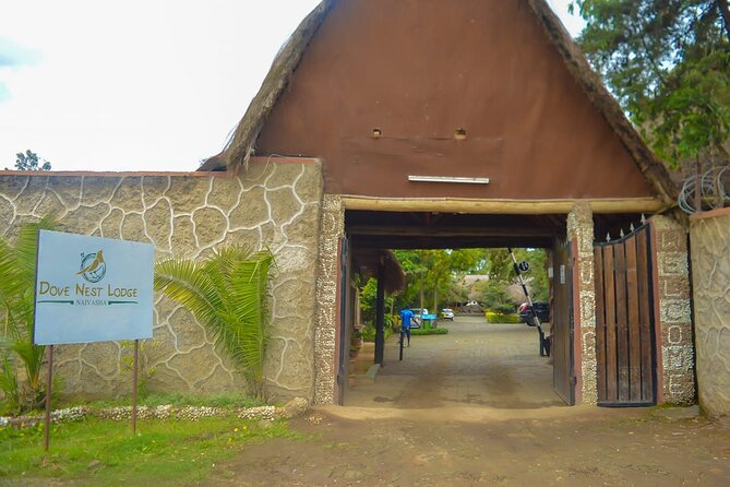 5 Days safari to Maasai Mara ,Lake Nakuru and Hell's gate national park - What the $1,831.56 price covers