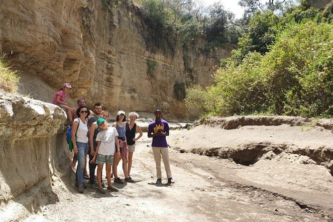 7 Day Maasai Mara, Lake Nakuru, Lake Naivasha and Amboseli Safari - What the $1,316 price really covers