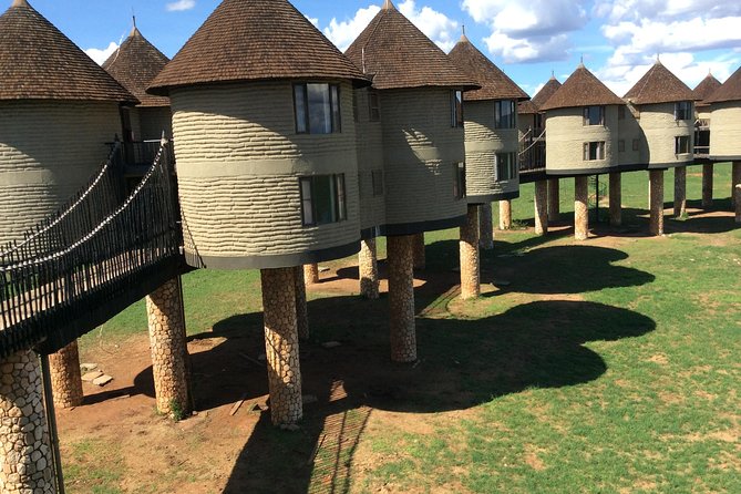8 days Kenya highlights safari starting from Nairobi. - Days 2 and 3: Giving Maasai Mara enough time
