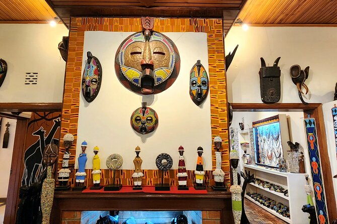 African Gemstones, Garnets Jewelry, Beads & Crafts Shopping Tour - Who should book this experience