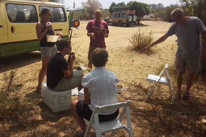 Airport Pick Up To Nairobi National Park / Drop Off - Who should book this experience?