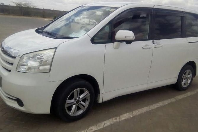 Airport Transfers in Nairobi - Finding your driver at arrivals