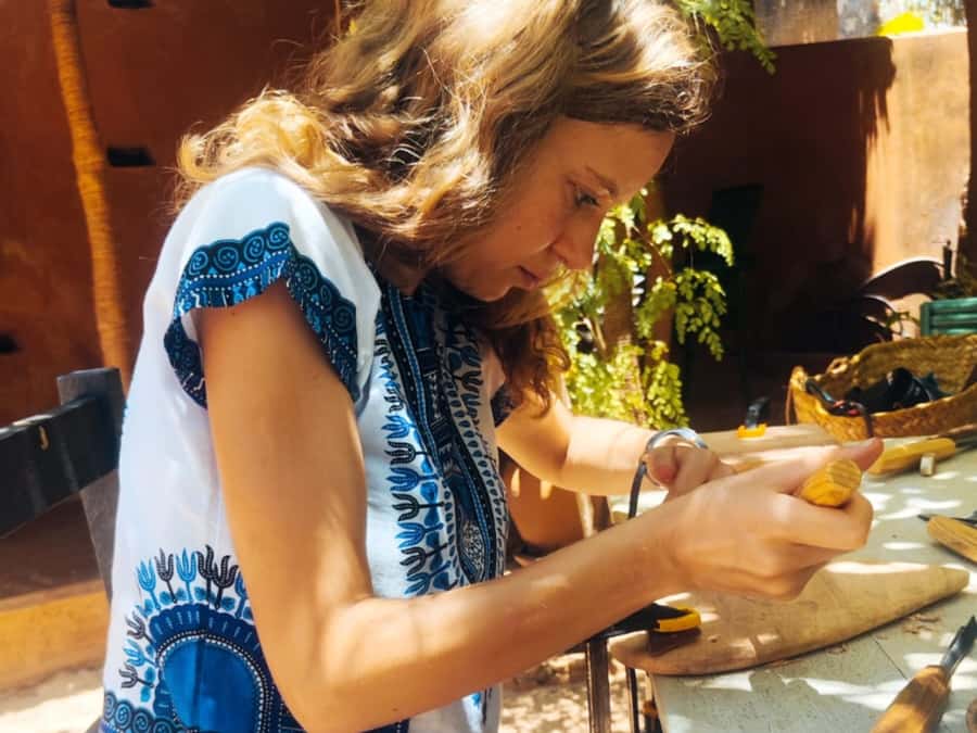 Beginner Swahili Woodcarving Classes with Woman Woodcarver - How the class fits into a Lamu stay