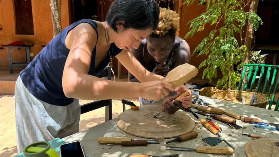 Beginner Swahili Woodcarving Classes with Woman Woodcarver - Your first lesson with wood and tools
