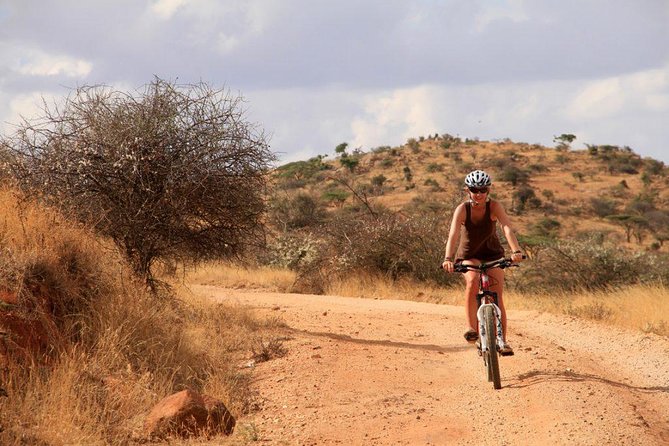 Day Tour To Hell's Gate National Park and Optional Boat Ride on Lake Naivasha. - Getting Ready at Hell’s Gate