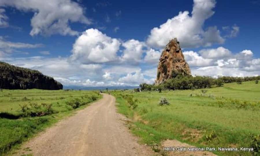 Day trip lake Naivasha and Hells gate - Entering Hell’s Gate by bicycle or car