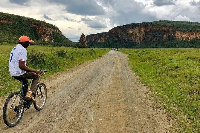 Day Trip To Crescent Island And Hells Gate National Park - A private vehicle makes the long day easier