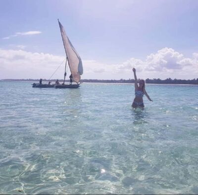 Glass Boat Cruise to Robinson Island