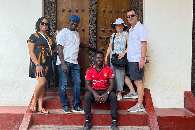 Diani Taxi and Airport Transfers - Meeting Roy at Moi International Airport