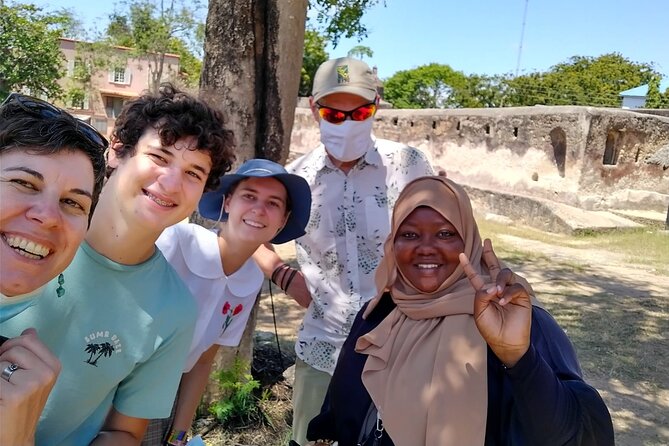 Fort Jesus Museum Walking Tour in Mombasa - Walking through Mombasa Old Town
