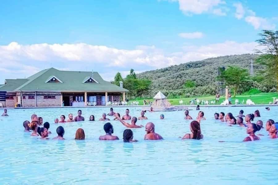 From Nairobi: Day Trip to Lake Naivasha and Hell's Gate - Why this Nairobi day trip feels different