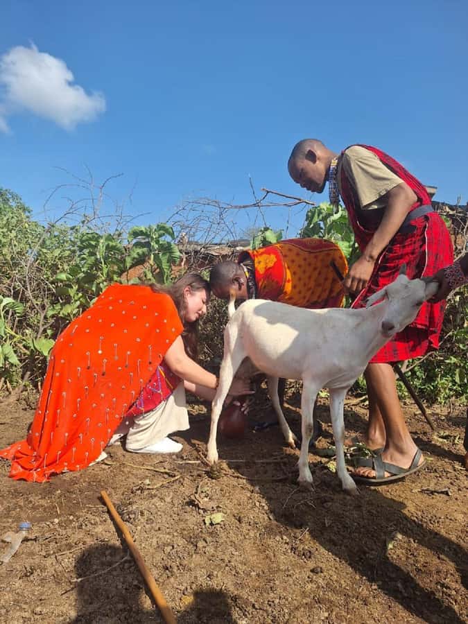 From Nairobi: Maasai village and cultural experience - From Nairobi to Bisil by air-conditioned vehicle