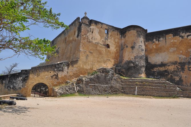 Full Day Mombasa Excursion Tour - The Mombasa Tusks are a brief city landmark