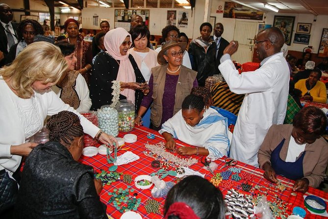 Giraffe Centre, Elephant Orphanage, National Museum & Beads Center - Watching Kazuri Beads take shape