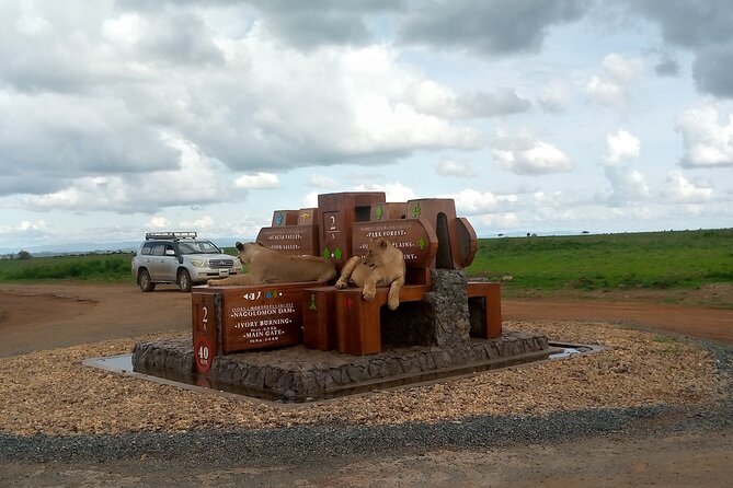 Half Day Morning or Afternoon Guided Tour : Nairobi National Park - What the $72 price really covers