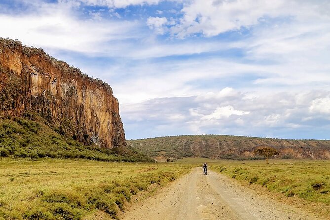 Hells Gate National Park & Lake Naivasha Day Trip from Nairobi - Guides, stories, and the feel of the park
