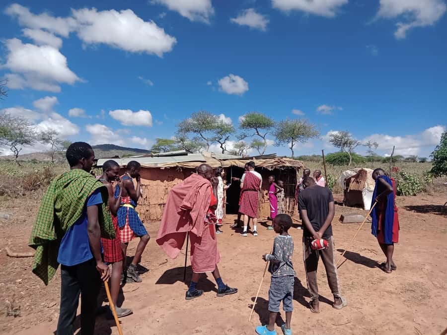 Kenya: Maasai Village Visit with Traditional Dance Show - What happens during the two-hour village program