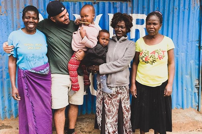 Kibera slum tour with Lucas - Toi Market, where Kibera trades