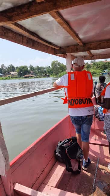 Kisumu Lake Victoria Boat Ride and Hippo Hunt - Refreshments and Local Food at the End