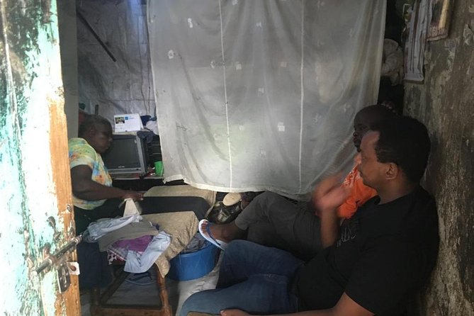 Memorable Daily KIBERA Slums/Toi Market Tour with Locals (2 hours) - The Human Side, and the Ethics of Visiting Kibera