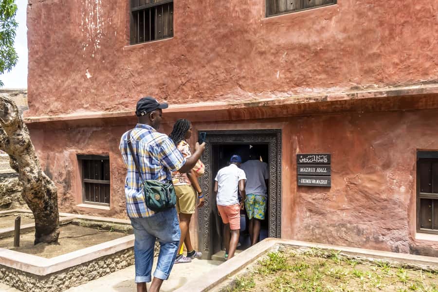Mombasa City Tour: Fort Jesus Museum, Old Town & Haller Park - Lunch with Swahili flavors