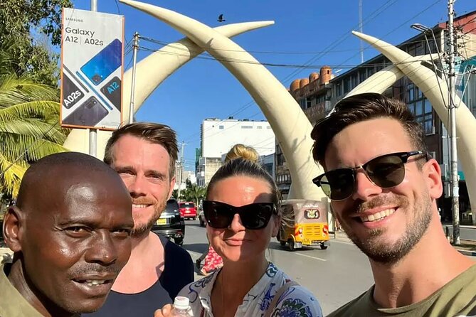 Mombasa Half-Day City Tour with Fort Jesus and Haller Park - The spice market: a short sensory stop