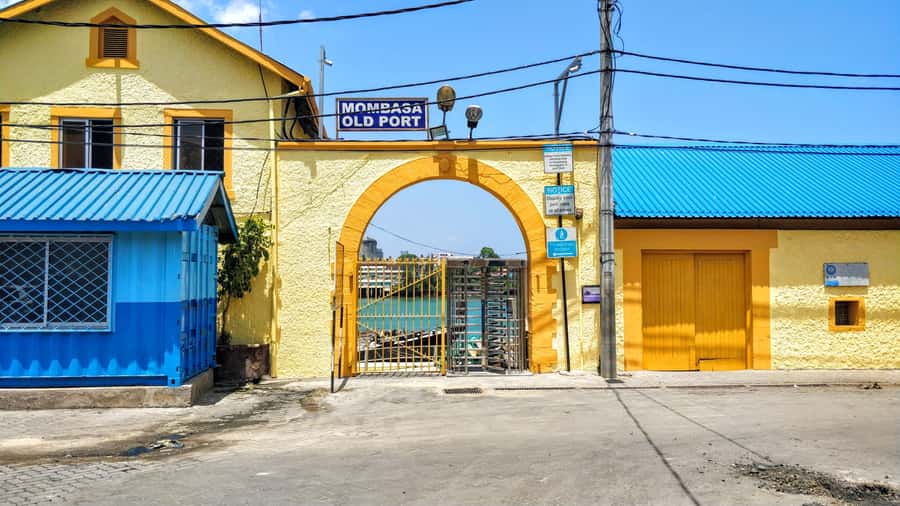 Mombasa: Private City Tour with Fort Jesus & Haller Park - Akamba handicrafts as an alternative