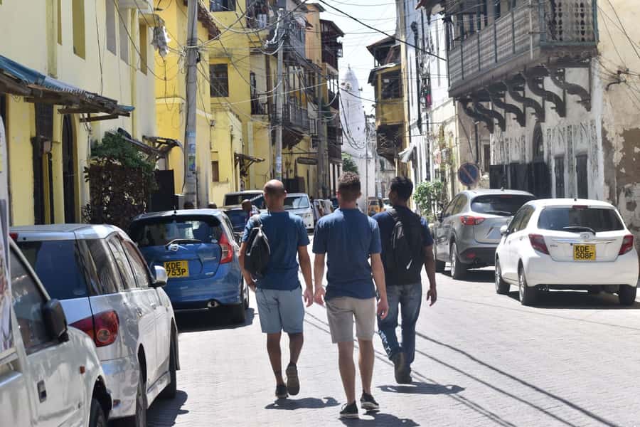Mombasa Tour by Ghalib - Walking through Mombasa Old Town