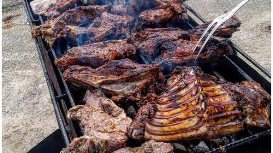 Nairobi: Cabaret Show with Dinner at Safari Park Hotel - Booking and Cancellation Details