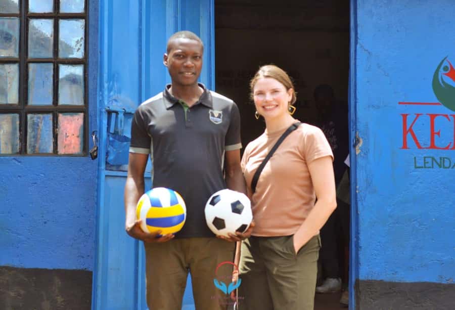 Nairobi: Chocolate City Kibera Slum Walking Tour - Safety, comfort, and the limits of the format