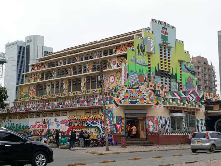 Nairobi city walking and historical tour - Starting among Nairobi’s central streets