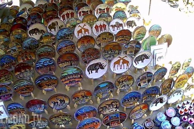 Nairobi Cultural Shopping Experience - First stop: one hour at Utamaduni Craft Centre