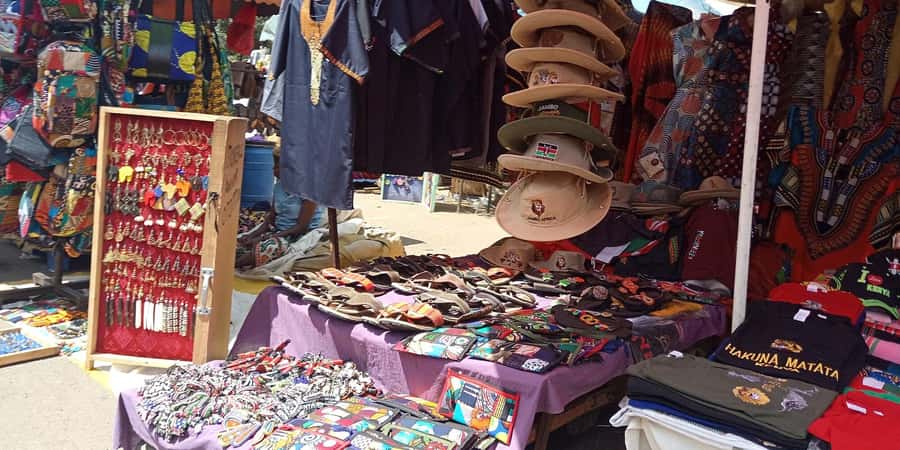 Nairobi: Explore Maasai Market for Unique Souvenirs - Starting near Mama Ngina Street