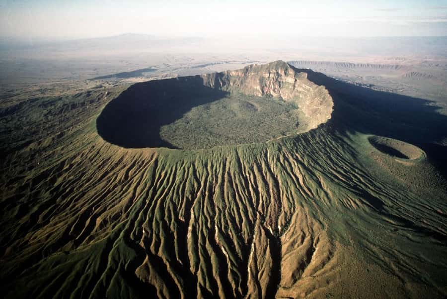 Nairobi: Full-Day Mount Longonot Hike with Boat Tour - The steep second section and summit views