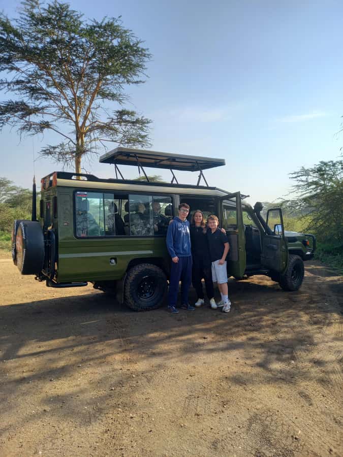 Nairobi: Game drive, elephant Orphanage & giraffe centre. - What the Safari Jeep Means for Your Morning