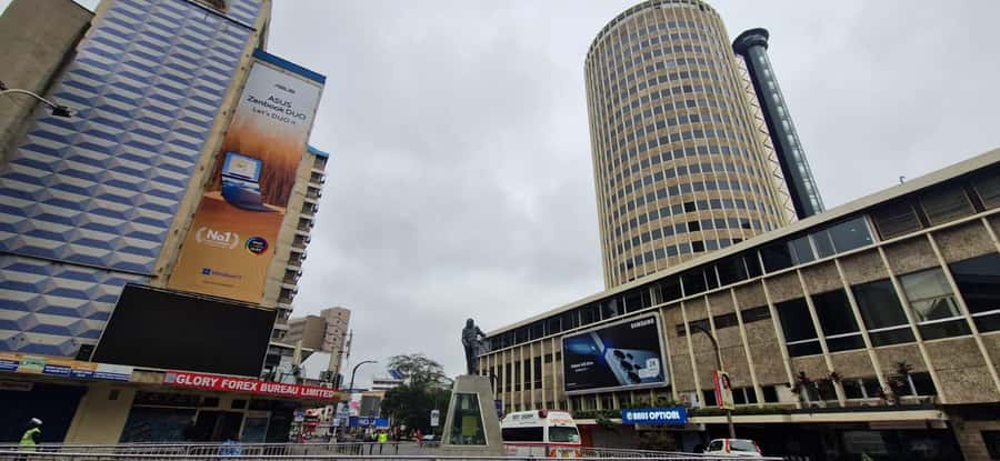 Nairobi: Hidden Gems and Local Secret Guided Walking Tour - Meeting in Nairobi and getting started