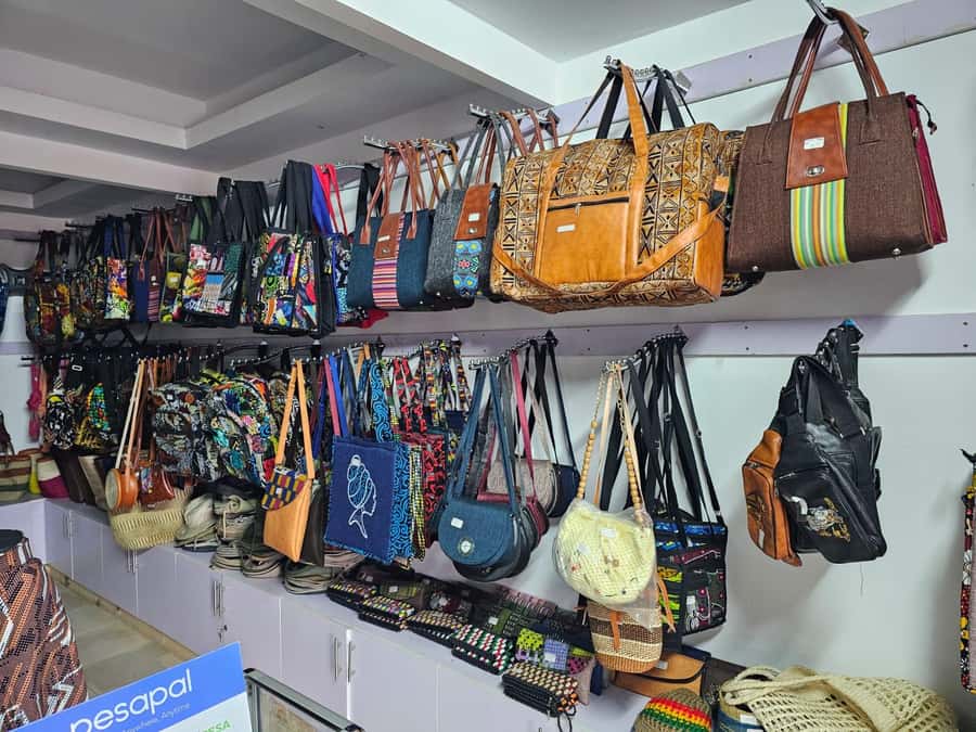 Nairobi: Hop on Hop off and Maasai market Collections Visit - Is $98 good value?
