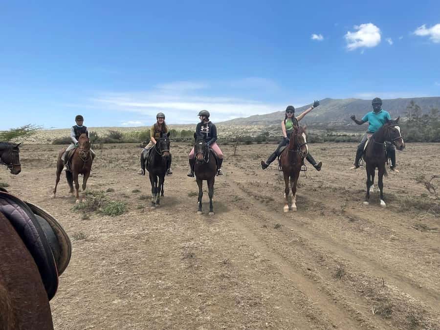 Nairobi: Horseback Riding Tour Through Maize Plantation - How the ride works for first-time riders