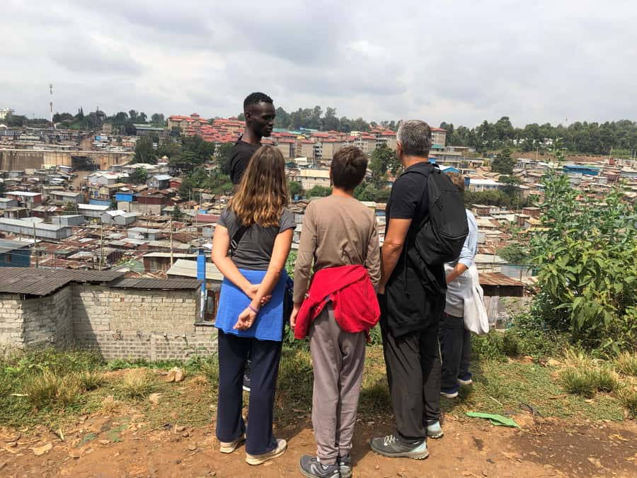 Nairobi: Kibera Slum (The Chocolate city)Guided Walking Tour - Toi Main Market, the busiest part of the route