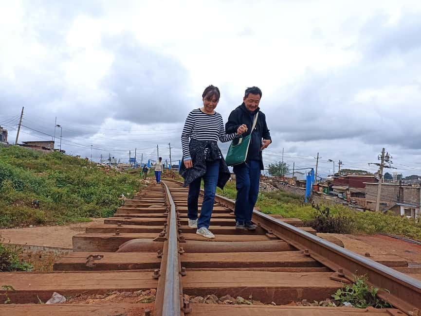 Nairobi: Kibera Slum Tour with Local Social Entrepreneurs - A 4-by-4-meter home visit