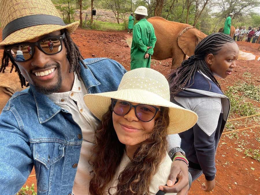 Nairobi National Park, Baby Elephant and Giraffe Centre Tour - A short stop at Kazuri Beads Factory