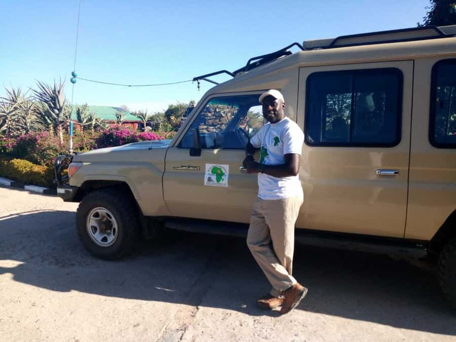 Nairobi National Park, Elephants, Giraffes & Bomas Day Trip - Tips for Making the Day Run Better